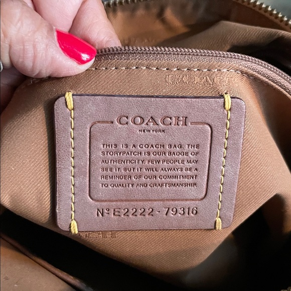 Coach Elise taupe pebbled leather satchel - Picture 8 of 10